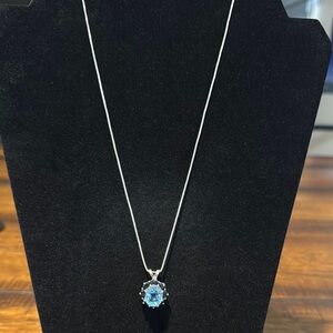 Elegant Silver Necklace with Blue Pendant